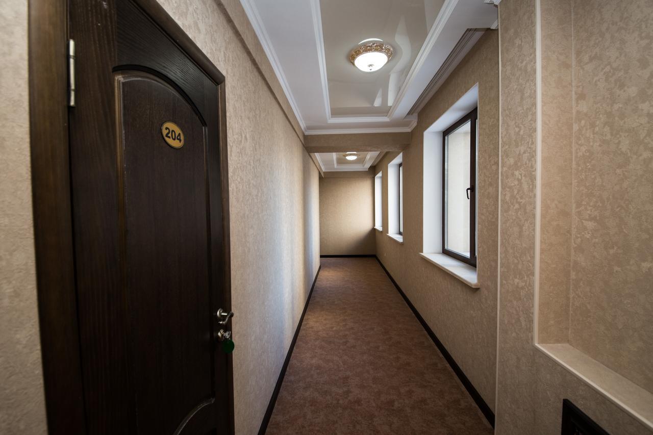 De'Mar Hotel Bisjkek Eksteriør billede