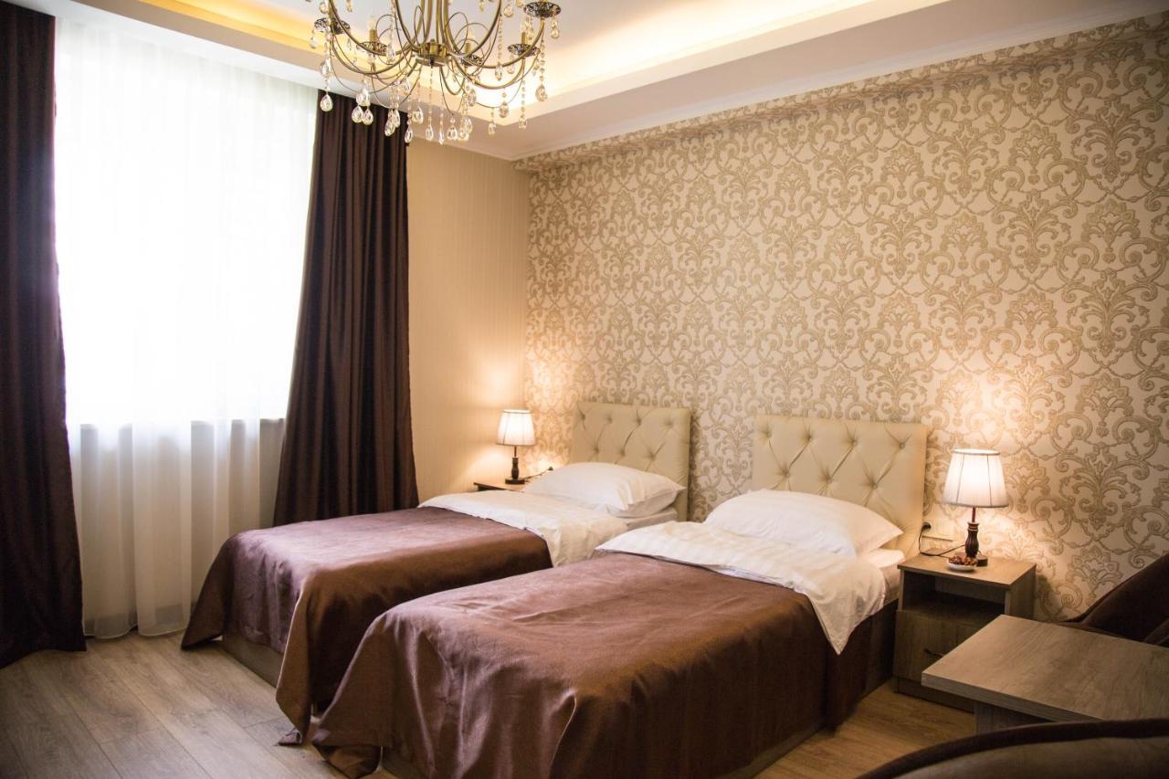 De'Mar Hotel Bisjkek Eksteriør billede